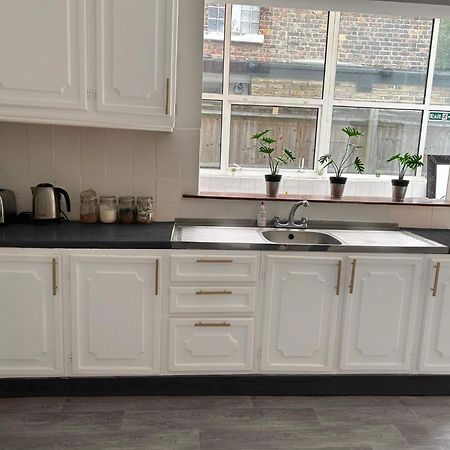 Balham, South London Spacious Guest House 5, 6 Rooms Available Luaran gambar