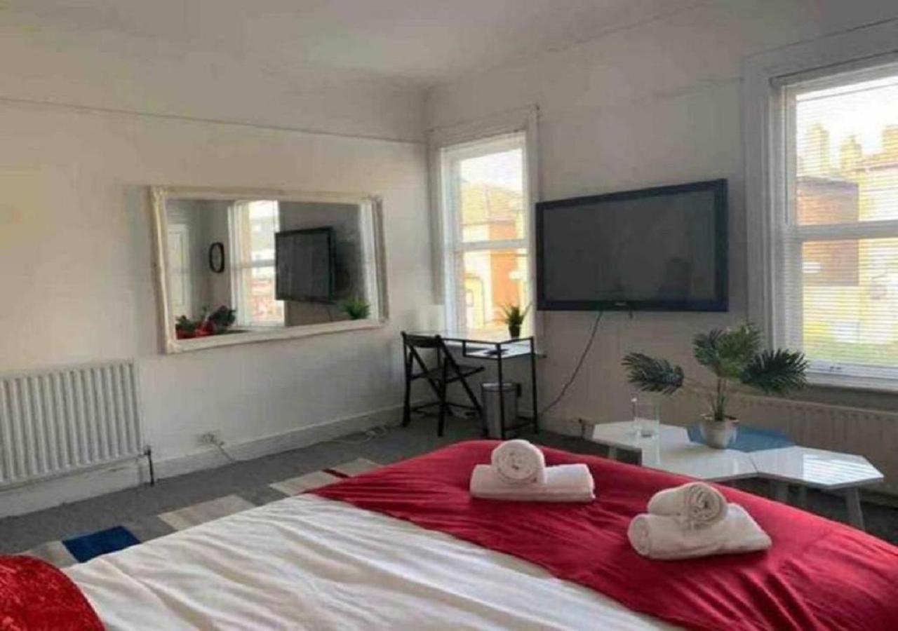 Balham, South London Spacious Guest House 5, 6 Rooms Available Luaran gambar