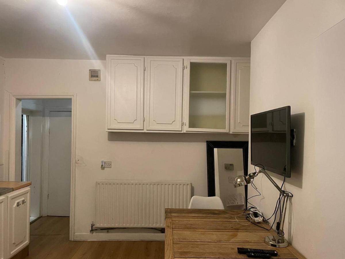Balham, South London Spacious Guest House 5, 6 Rooms Available Luaran gambar