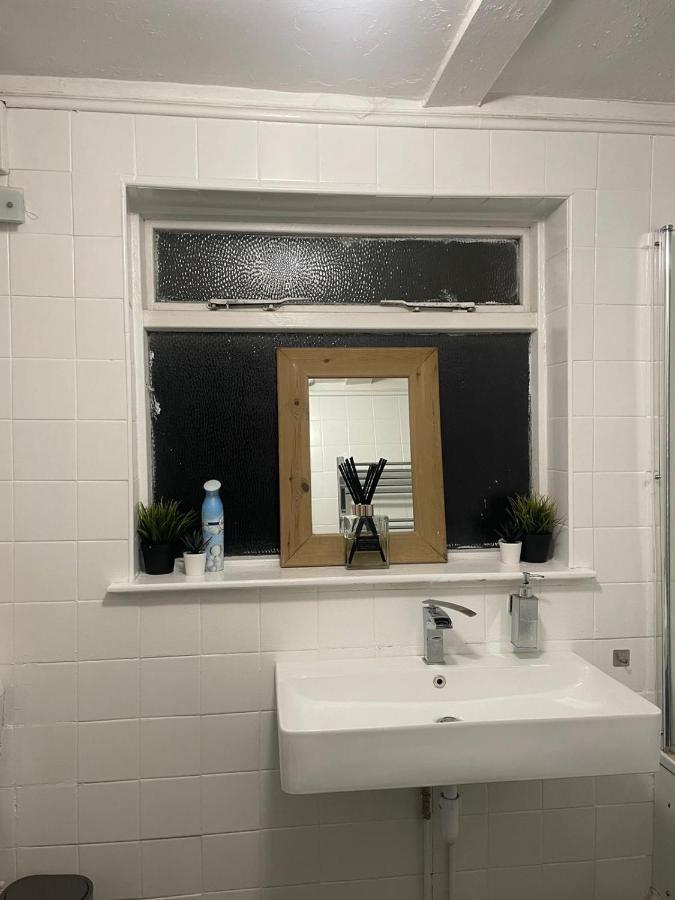 Balham, South London Spacious Guest House 5, 6 Rooms Available Luaran gambar