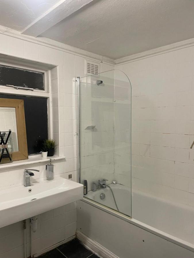 Balham, South London Spacious Guest House 5, 6 Rooms Available Luaran gambar