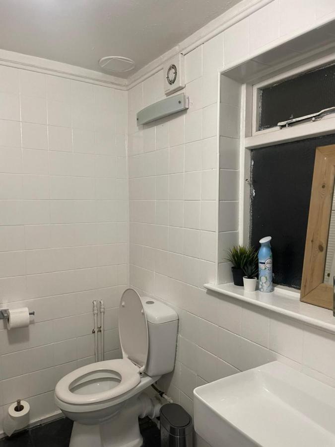 Balham, South London Spacious Guest House 5, 6 Rooms Available Luaran gambar